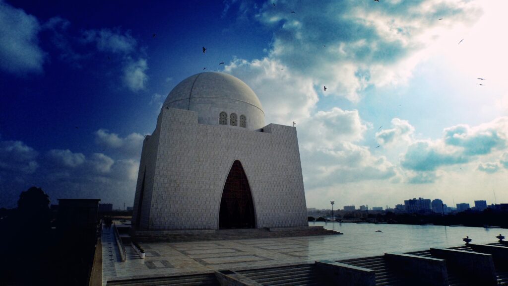 Best Places to visit in Karachi Mazar-e-Quaid